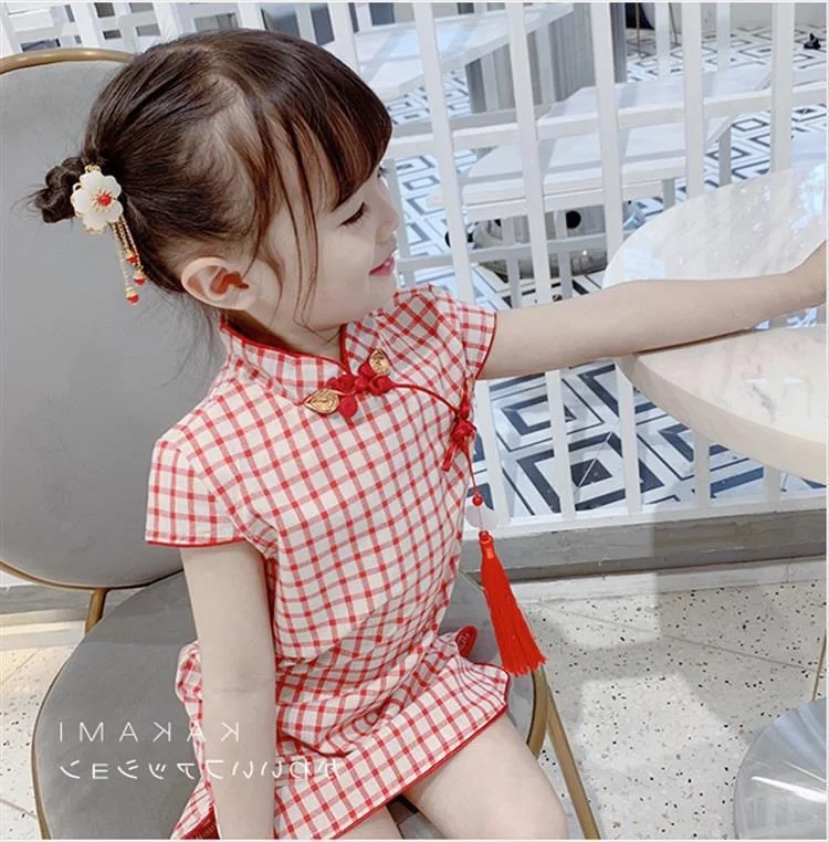 Hanfu Tang Suit 2021 Summer New Girl Short-sleeved Improved Cheongsam, Ethnic Retro Chinese Style Dress
Hanfu Tang Suit 2021 Summer New Girl Short-sleeved Improved Cheongsam, Ethnic Retro Chinese Style Dress