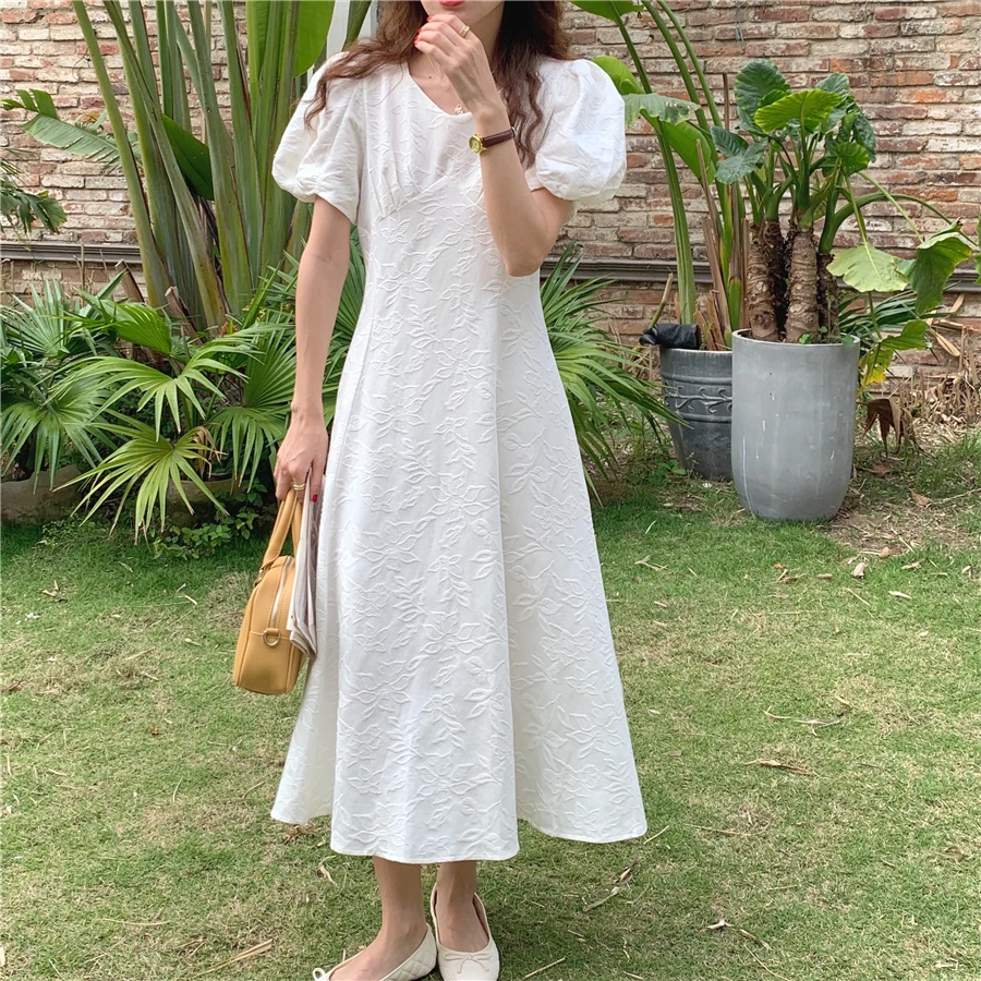 New Korean Chic Dress Female Summer 2021 Gentle Vintage V-Neck Dark Jacquard Lace-Up Waist Puff Sleeve Party Dress Casual Dress
New Korean Chic Dress Female Summer 2021 Gentle Vintage V-Neck Dark Jacquard Lace-Up Waist Puff Sleeve Party Dress Casual Dress