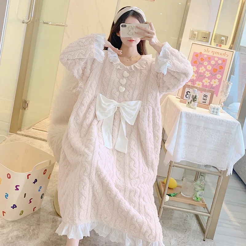 Coral Fleece Women Nightdress Winter Warm Kimono Gown Thicken Flannel Nightwear Sleepwear Female Casual Intimate Lingerie F306
Coral Fleece Women Nightdress Winter Warm Kimono Gown Thicken Flannel Nightwear Sleepwear Female Casual Intimate Lingerie F306
