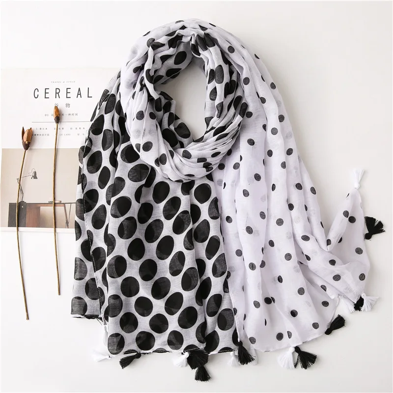 2020 Hot Sell Women Cotton Thin Scarf Dot Print Hijab Soft Shawls And Wraps Bohemia Female Foulard Pashmina Bandana Headscarf
2020 Hot Sell Women Cotton Thin Scarf Dot Print Hijab Soft Shawls And Wraps Bohemia Female Foulard Pashmina Bandana Headscarf