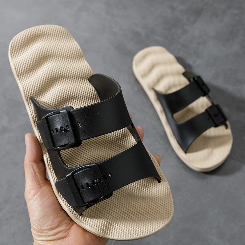 Men's Slippers Antislip Wearproof Living at Home Slip-on Breathable Men's Beach Shoes Soft Soled Outdoor Casual Shoes Big Size
Men's Slippers Antislip Wearproof Living at Home Slip-on Breathable Men's Beach Shoes Soft Soled Outdoor Casual Shoes Big Size