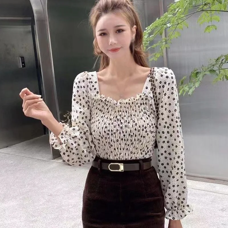 Women's Floral Square Collar Shirt Sweet Slim Long Sleeves Navel Exposed Autumn Blouse