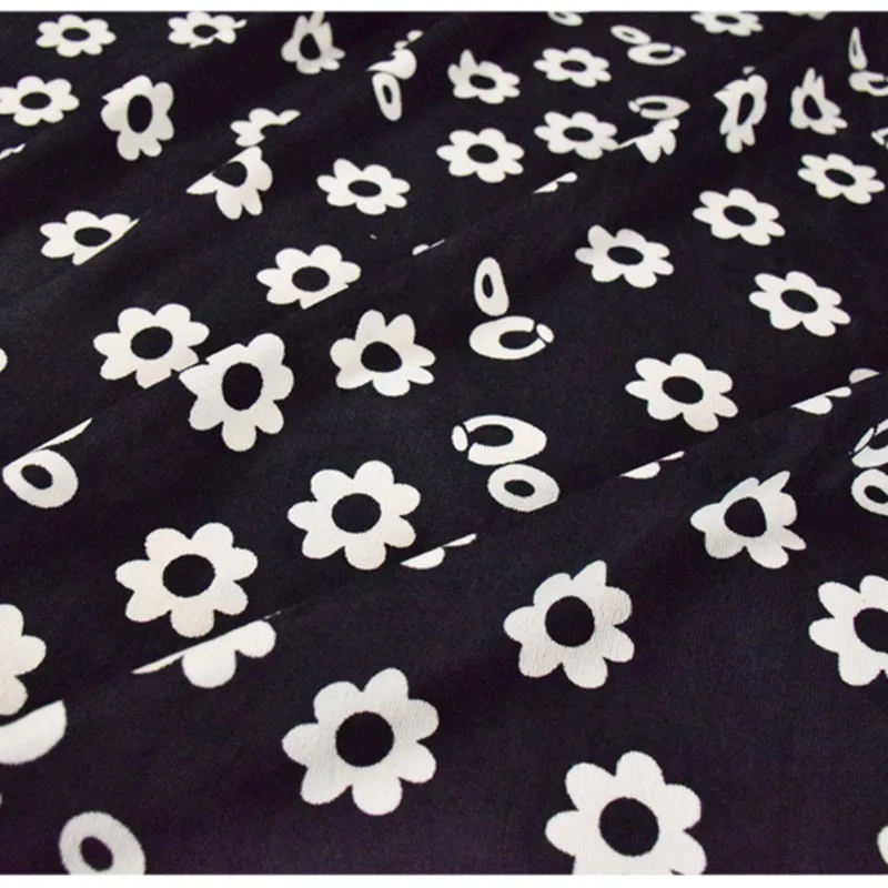Half Meter Black Bottom Fashion Flower Print Cotton Corduroy Fabric For Autumn Dress Shirt Trousers Girl Garment Material T1494
Half Meter Black Bottom Fashion Flower Print Cotton Corduroy Fabric For Autumn Dress Shirt Trousers Girl Garment Material T1494
