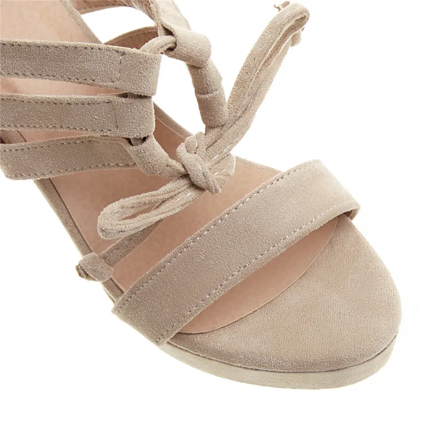 Platform Gladiator Sandals Women High Heels Pumps high heel Shoes Women's sandals waterproof sandals Small Big Size 32 - 43
Platform Gladiator Sandals Women High Heels Pumps high heel Shoes Women's sandals waterproof sandals Small Big Size 32 - 43