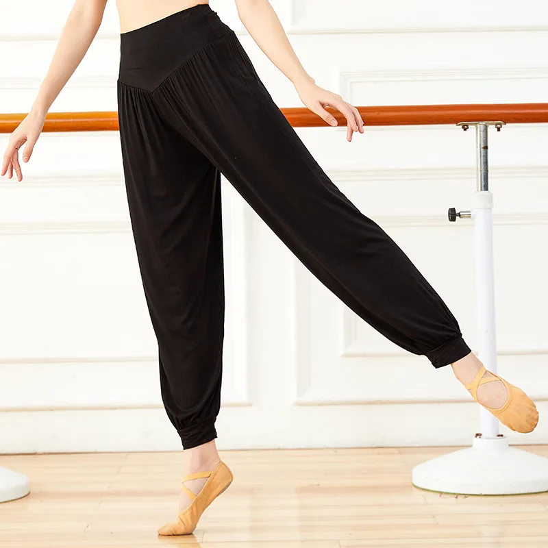 2022 Modern Dance Practice Radish Pants Lantern Legged Yoga Pants Female Adult Classical Dance Art Examination Lantern Pants
2022 Modern Dance Practice Radish Pants Lantern Legged Yoga Pants Female Adult Classical Dance Art Examination Lantern Pants