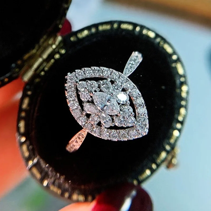 Vintage Silver Color Rings with Bling Zircon Stone Wedding Engagement Fashion Jewelry for Women 2021 Trend
Vintage Silver Color Rings with Bling Zircon Stone Wedding Engagement Fashion Jewelry for Women 2021 Trend