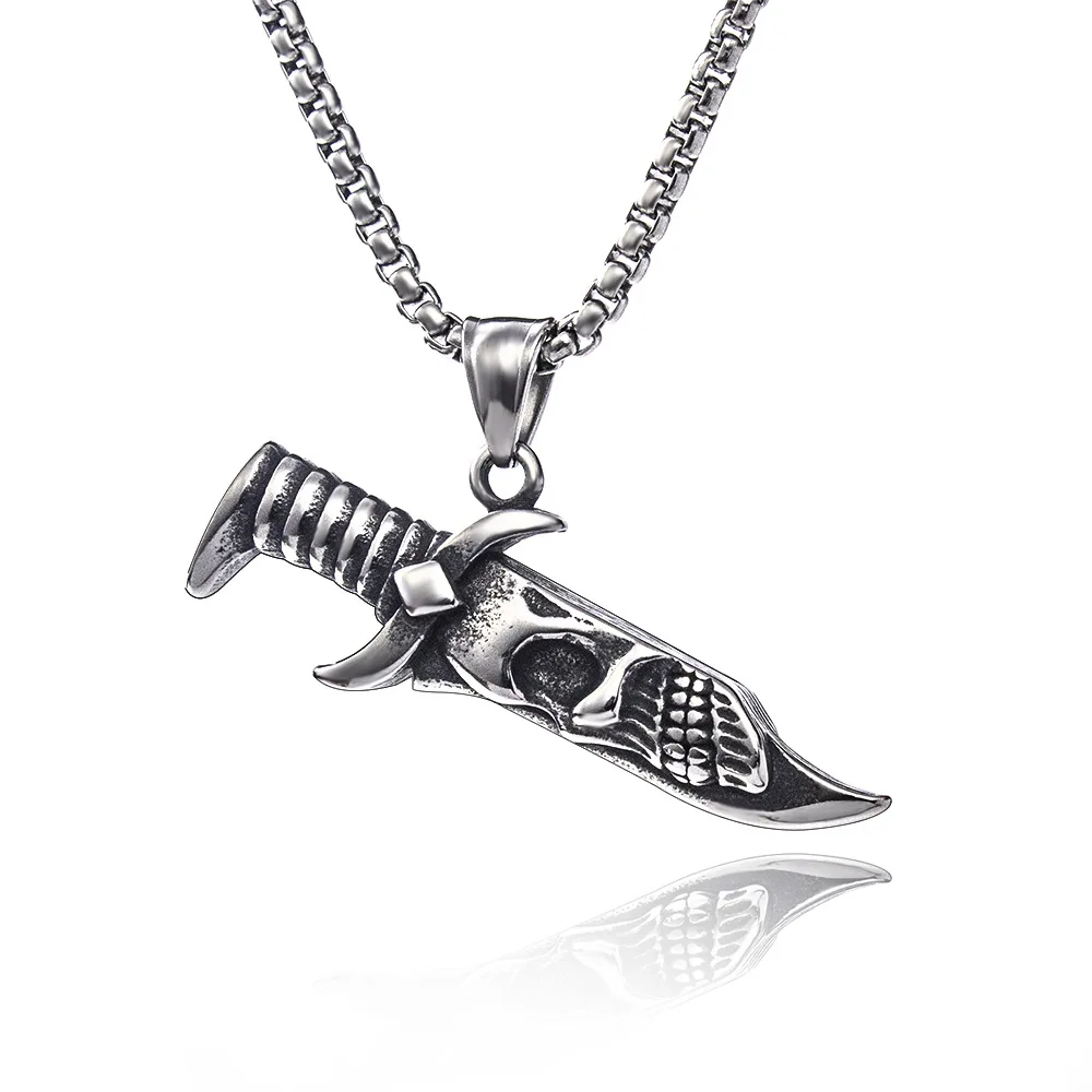 European And American Retro Fashion Temperament Titanium Steel Dagger Knife Trendsetter Personality Necklace
European And American Retro Fashion Temperament Titanium Steel Dagger Knife Trendsetter Personality Necklace