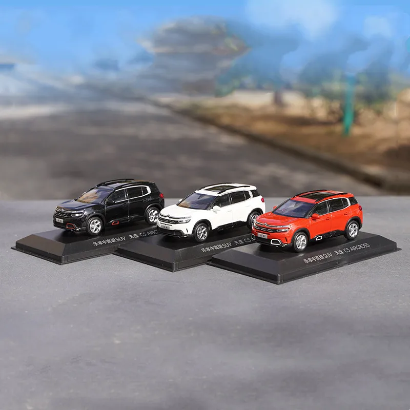 1/43 alloy die-casting car model original Citroen Tianyi C5 AIRCROSS SUV collection decoration holiday gift
1/43 alloy die-casting car model original Citroen Tianyi C5 AIRCROSS SUV collection decoration holiday gift