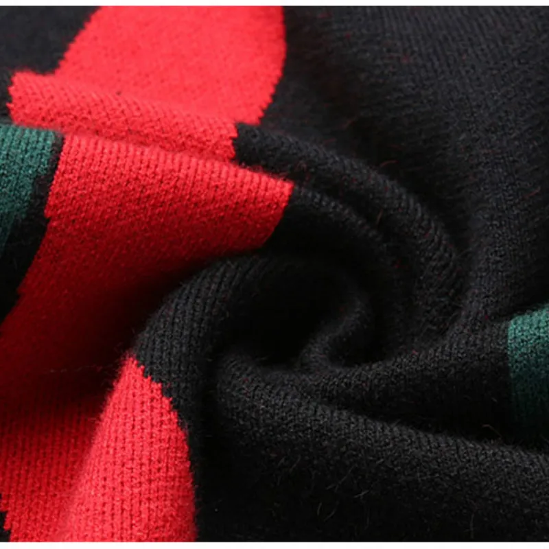 Fashion Men's Knitted Sweater With Letters Korean Style Autumn And Winter Slim
Fashion Men's Knitted Sweater With Letters Korean Style Autumn And Winter Slim