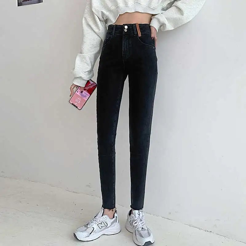Fashion Casual Travel Oversize mom Women's jeans for girls denim trousers y2k Female baggy jeans
Fashion Casual Travel Oversize mom Women's jeans for girls denim trousers y2k Female baggy jeans