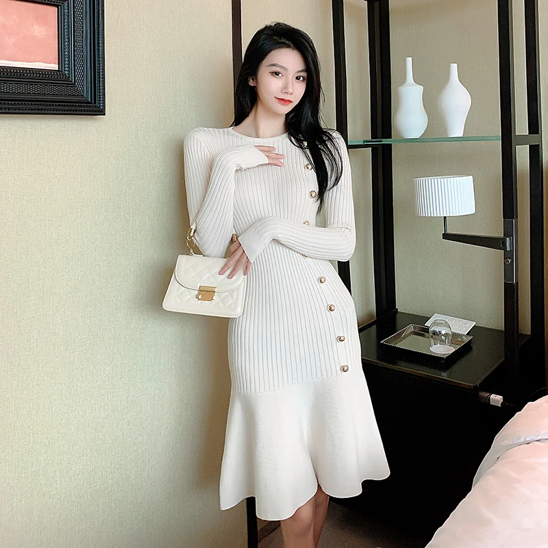 Elegant Mermaid Knit Dress Office Lady Chic Button Mid-length Sweater Vestidos Autumn Winter Fashion Korean long sleeve Clothes
Elegant Mermaid Knit Dress Office Lady Chic Button Mid-length Sweater Vestidos Autumn Winter Fashion Korean long sleeve Clothes