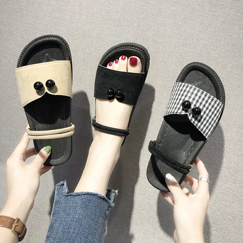 New Summer Women Sandals Fashion Beaded Rome Slip-On Breathable Shoes Women Slides Casual Female Beach Slippers Jelly Sandal 
New Summer Women Sandals Fashion Beaded Rome Slip-On Breathable Shoes Women Slides Casual Female Beach Slippers Jelly Sandal