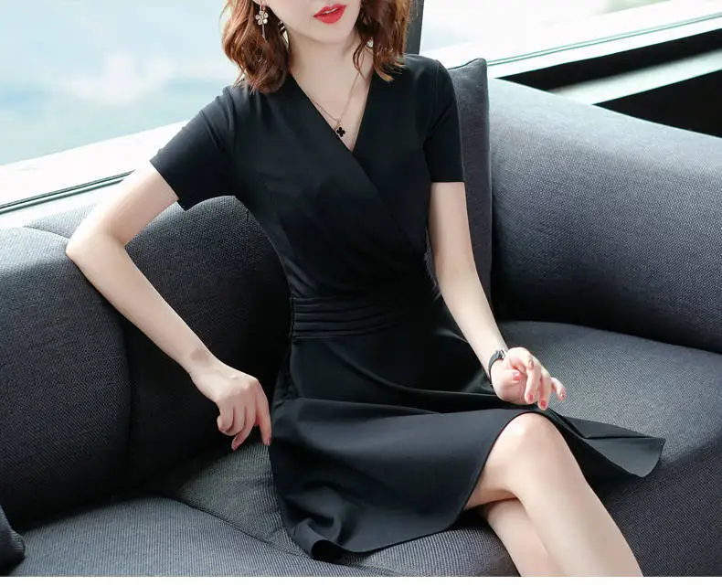 2021 New Women's Summer Black Dress V-neck Short Sleeve Medium Long Slim Dress Trendy Solid A-Line Short skirt for office lady
2021 New Women's Summer Black Dress V-neck Short Sleeve Medium Long Slim Dress Trendy Solid A-Line Short skirt for office lady