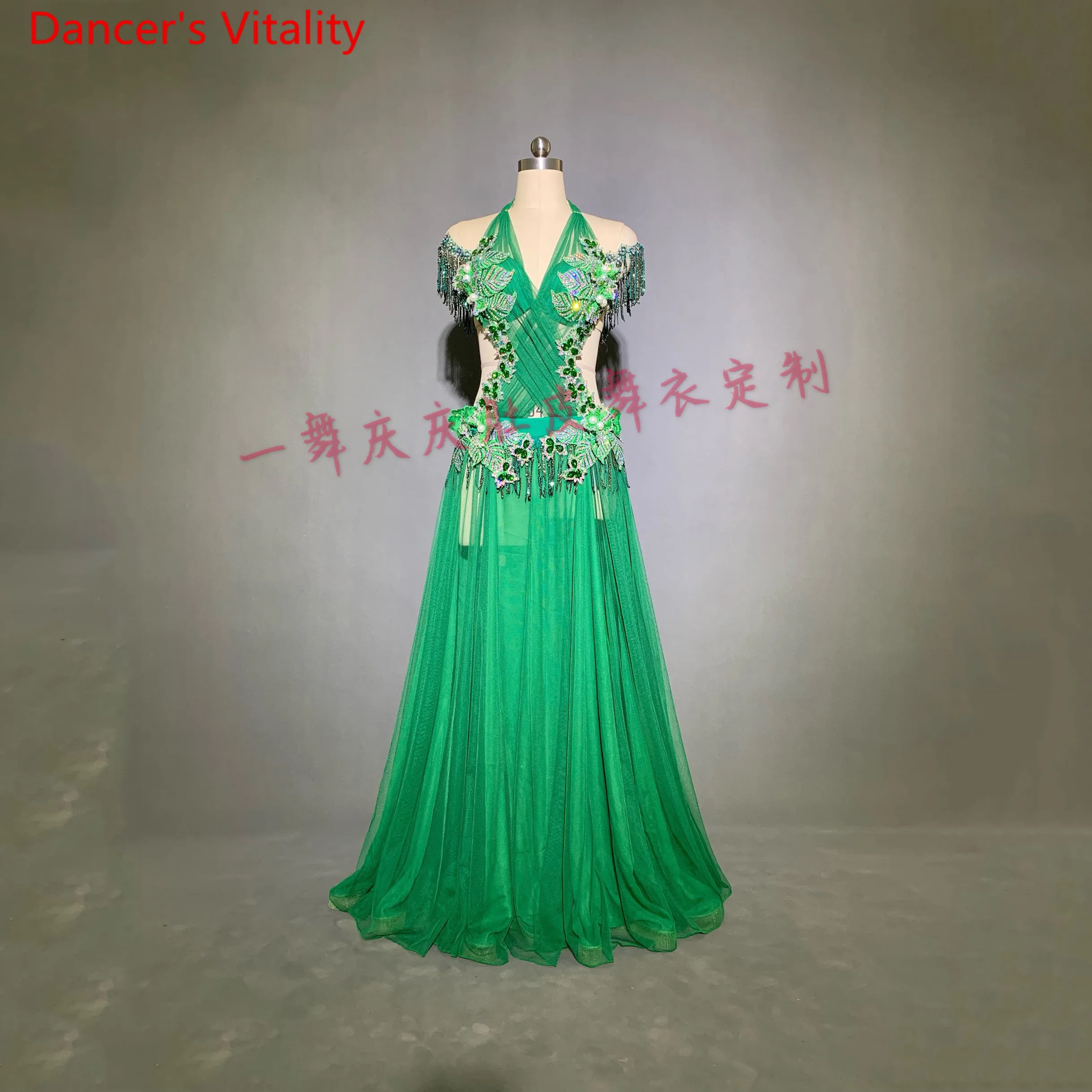 Customized Belly Dance Sling Tassel Bra Top 2Layers Skirt Women Oriental Indian Drum Dance Group Competition Stage Wear Set
Customized Belly Dance Sling Tassel Bra Top 2Layers Skirt Women Oriental Indian Drum Dance Group Competition Stage Wear Set