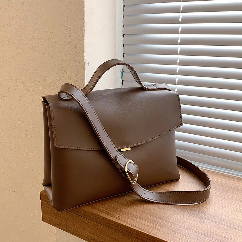 Vintage Fashion Female Tote Bag 2021 New High Quality PU Leather Women's Designer Handbag High capacity Shoulder Messenger Bag
Vintage Fashion Female Tote Bag 2021 New High Quality PU Leather Women's Designer Handbag High capacity Shoulder Messenger Bag