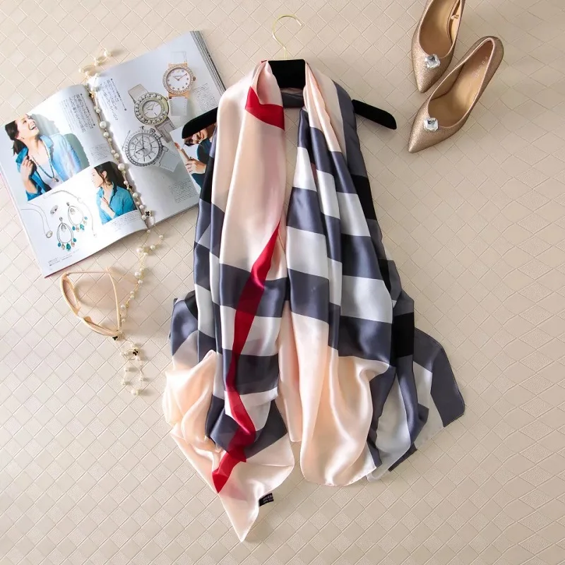 Yulaili 2020 Popular Multicolour Stripes Design Women Scarf Spring Autumn Long Scarf Warm Soft Shawls Wraps Lady Scarves
Yulaili 2020 Popular Multicolour Stripes Design Women Scarf Spring Autumn Long Scarf Warm Soft Shawls Wraps Lady Scarves