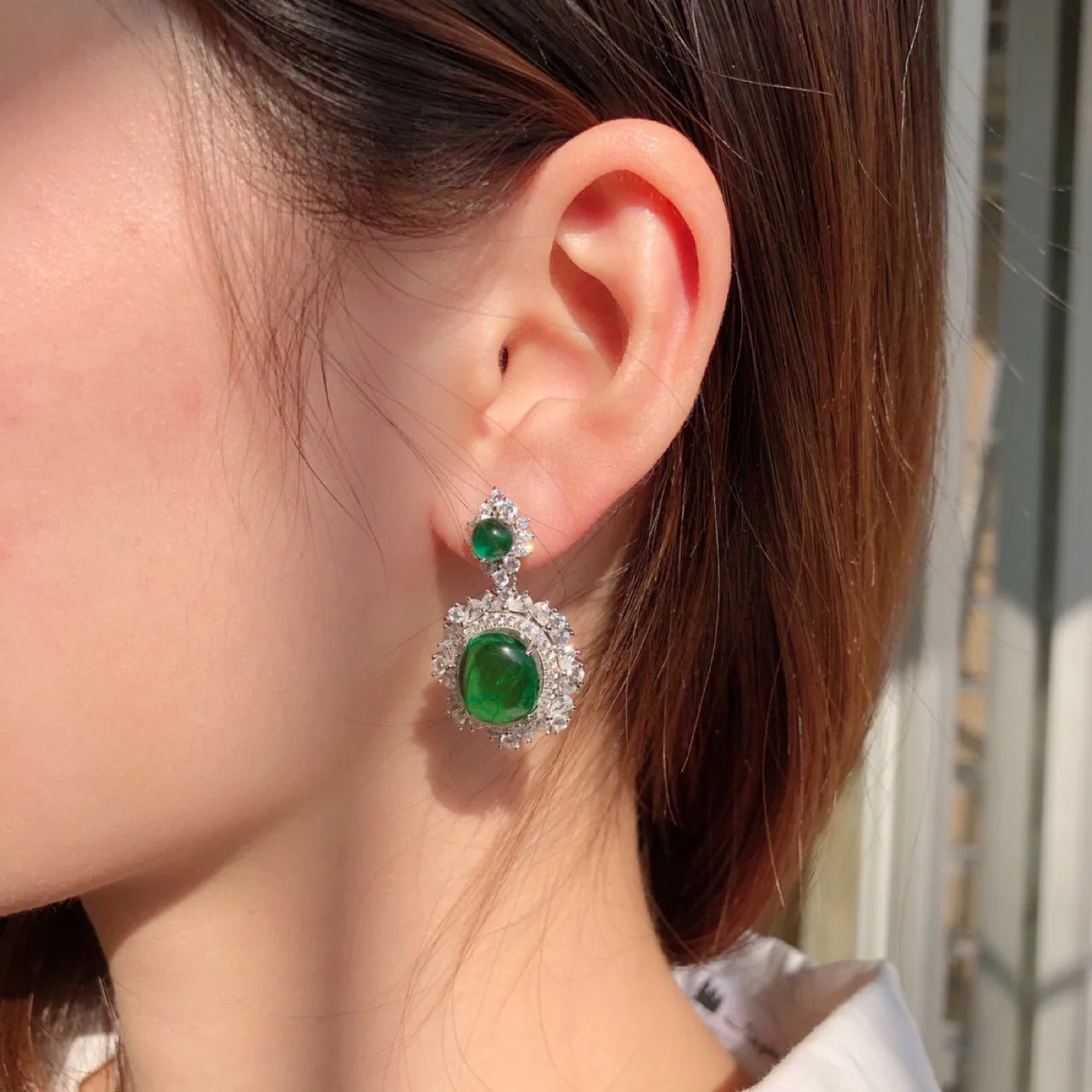 Trendy 100% 925 Sterling Silver Oval Emerald Sunflower Earrings for Women Party Wedding Jewelry Silver S925 Drop Earrings
Trendy 100% 925 Sterling Silver Oval Emerald Sunflower Earrings for Women Party Wedding Jewelry Silver S925 Drop Earrings
