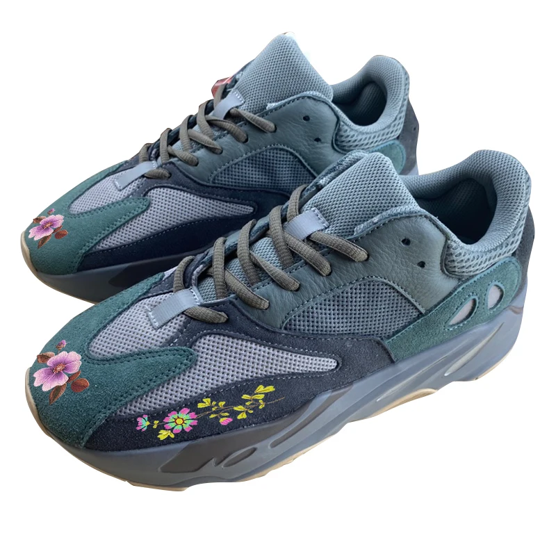 Lovers shoes original logo 2020 new top luxury standard manufacturing fluorescent green air cushion sole with air hole
Lovers shoes original logo 2020 new top luxury standard manufacturing fluorescent green air cushion sole with air hole