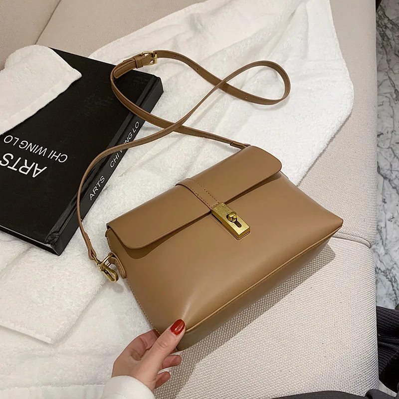Textured Women's Small Bags 2021 Spring New Casual Textured Trendy Fashion One Shoulder Messenger Bag Wild Small Square Bag
Textured Women's Small Bags 2021 Spring New Casual Textured Trendy Fashion One Shoulder Messenger Bag Wild Small Square Bag