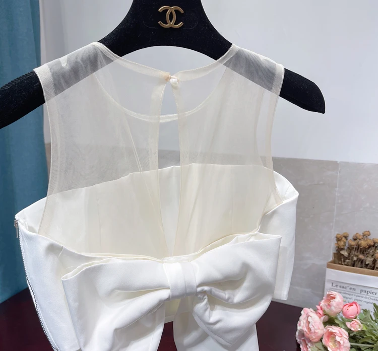 Vacation Style Short Mesh Vest Crop Top Back Big Bow Female Sexy Backless Sling Sleeveless Shirt Patchwork Womens Clothing
Vacation Style Short Mesh Vest Crop Top Back Big Bow Female Sexy Backless Sling Sleeveless Shirt Patchwork Womens Clothing