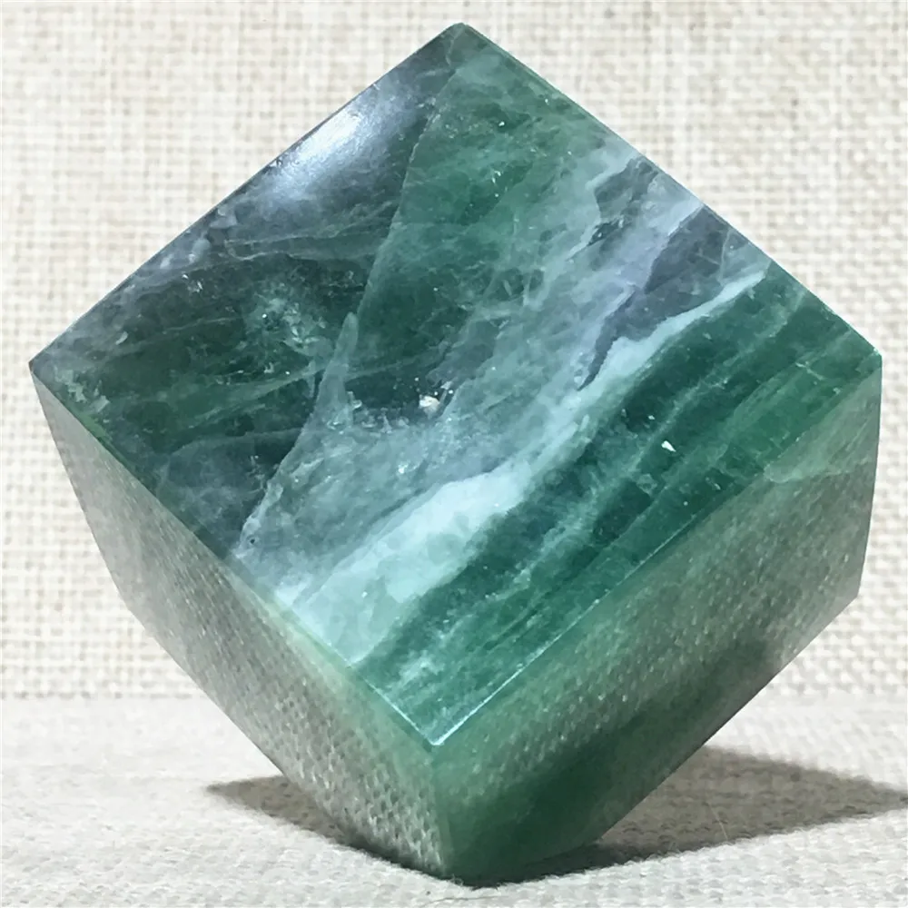 Natural Fluorite Quartz Crystal Point Gift Home Furnishing Wedding Decoration Stone Globe Reiki Masters Healing Hexagon Square
Natural Fluorite Quartz Crystal Point Gift Home Furnishing Wedding Decoration Stone Globe Reiki Masters Healing Hexagon Square
