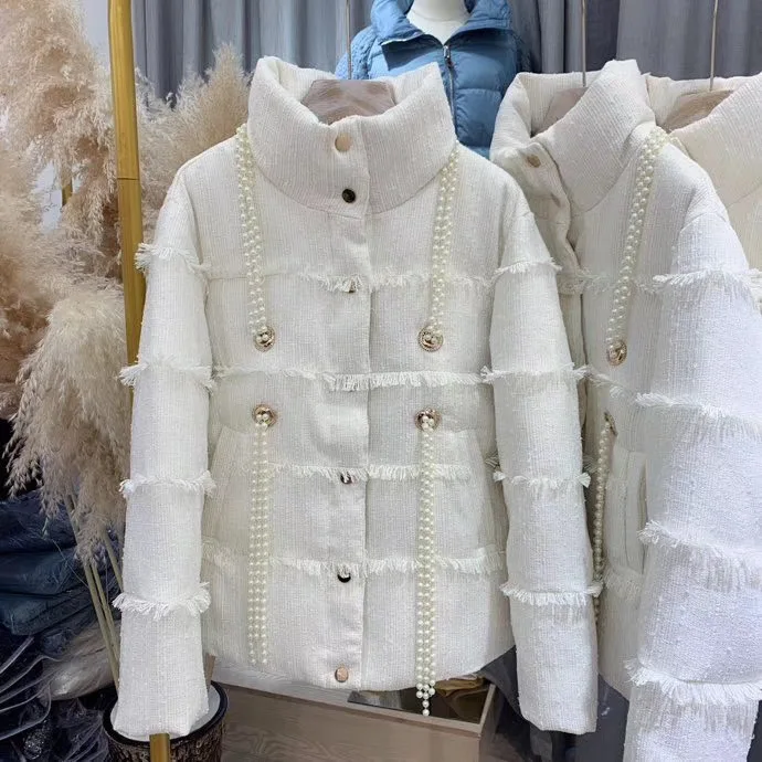 Winter jacket women 2020 Fashion Warm SIngle Breasted Pearls Beading Tassel White Tweed Parka Padded Coat Bubble Jacket
Winter jacket women 2020 Fashion Warm SIngle Breasted Pearls Beading Tassel White Tweed Parka Padded Coat Bubble Jacket