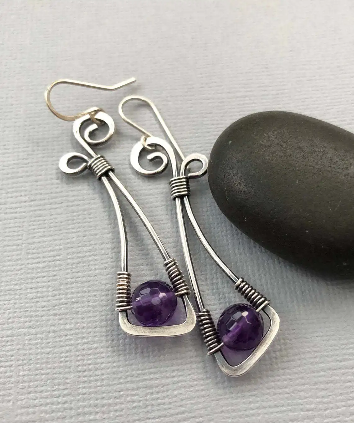 Purple Bowknot Amethyst Earrings European and American Creative Silver Plated Vintage Bohemian Gemstone Earrings Women's Jewelry
Purple Bowknot Amethyst Earrings European and American Creative Silver Plated Vintage Bohemian Gemstone Earrings Women's Jewelry