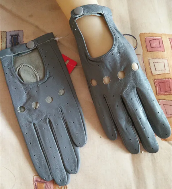 Women's Natural Sheepskin Leather Hollow Out Glove Female Fashion Genuine Leather Driving Glove R1538
Women's Natural Sheepskin Leather Hollow Out Glove Female Fashion Genuine Leather Driving Glove R1538