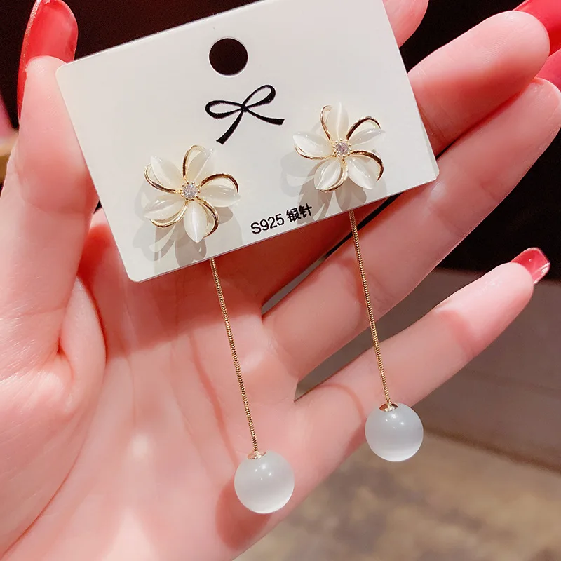 New Arrive Fashion Opal Pendant Flower Long Luxury 14K Real Gold Stud Earrings for Women Cubic Zircon ZC Earrings
New Arrive Fashion Opal Pendant Flower Long Luxury 14K Real Gold Stud Earrings for Women Cubic Zircon ZC Earrings