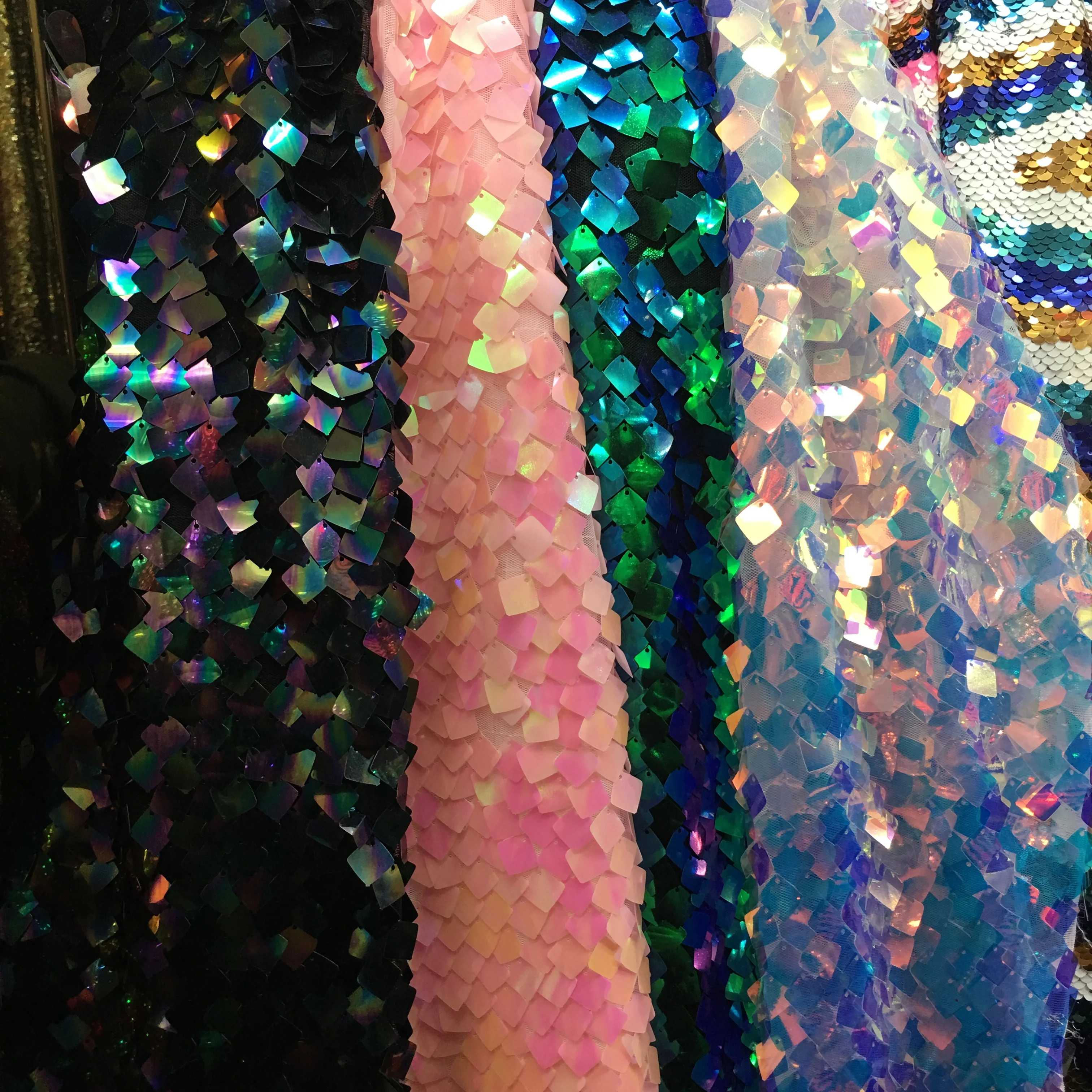 Sequins Lace Fabric Latest African Lace Fabric High Quality Nigerian French Party Lace Fabric For Tulle Lace Fabric MW3480
Sequins Lace Fabric Latest African Lace Fabric High Quality Nigerian French Party Lace Fabric For Tulle Lace Fabric MW3480