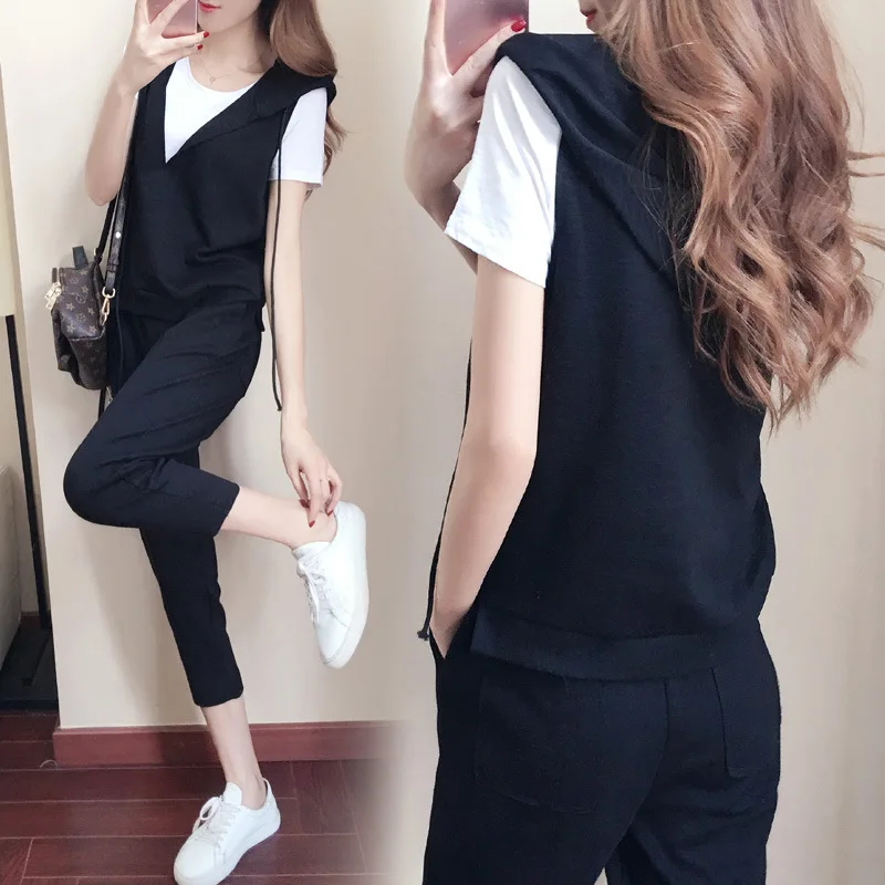 Spring and autumn new Fashion women suit women's tracksuits casual set with a hood fleece sweatshirt three pieces set
Spring and autumn new Fashion women suit women's tracksuits casual set with a hood fleece sweatshirt three pieces set