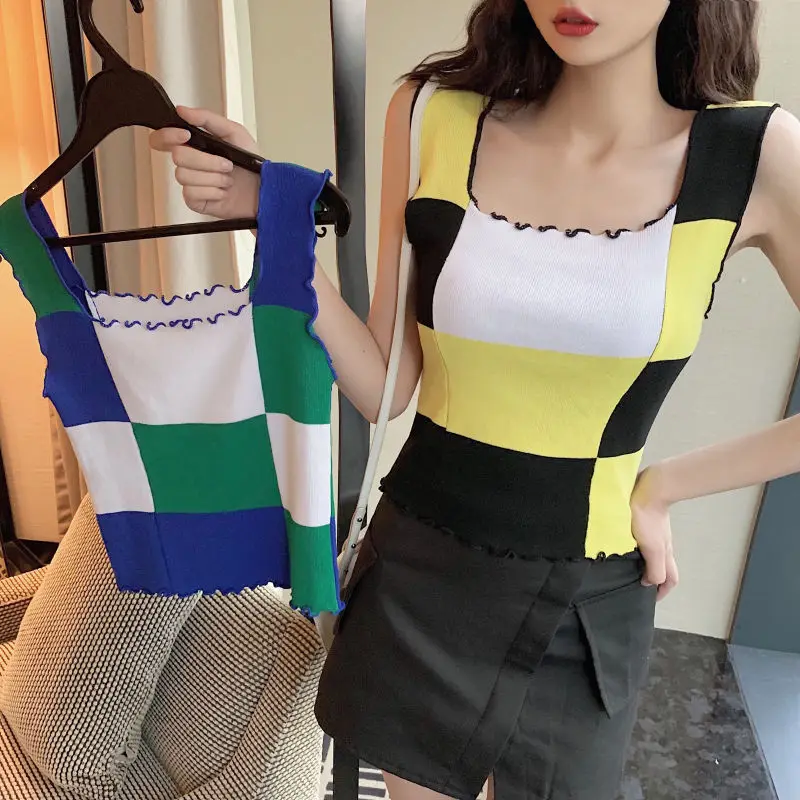 Check color contrast agaric edge square collar Pullover Sweater Vest 2021 women's new spring and summer base coat sleeveless top
Check color contrast agaric edge square collar Pullover Sweater Vest 2021 women's new spring and summer base coat sleeveless top