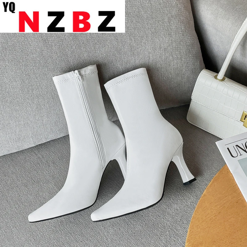 2022 NEW Fashion Winter Women Soft Leather Knight Boots High Heels White Ankle Party Shoes
2022 NEW Fashion Winter Women Soft Leather Knight Boots High Heels White Ankle Party Shoes