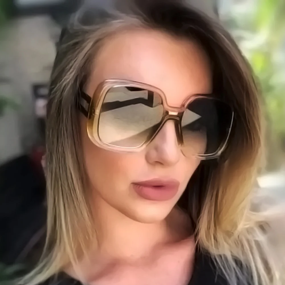 2022 New Fashion Big Frame Square Sunglasses Women Man Retro Luxury Brand Design Eyewear Outdoor Driving Gradient Goggles UV400
2022 New Fashion Big Frame Square Sunglasses Women Man Retro Luxury Brand Design Eyewear Outdoor Driving Gradient Goggles UV400