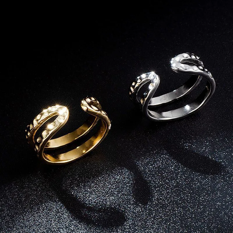 European Hot Selling Foreign Trade Stainless Steel Ring Geometric Women's Silver Personalized Titanium Steel Hand Jewelry Gift
European Hot Selling Foreign Trade Stainless Steel Ring Geometric Women's Silver Personalized Titanium Steel Hand Jewelry Gift