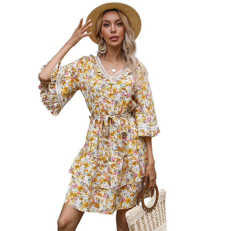 Amazon cross border 2021 summer new trumpet mid sleeve print stitching lace up women's dress
Amazon cross border 2021 summer new trumpet mid sleeve print stitching lace up women's dress