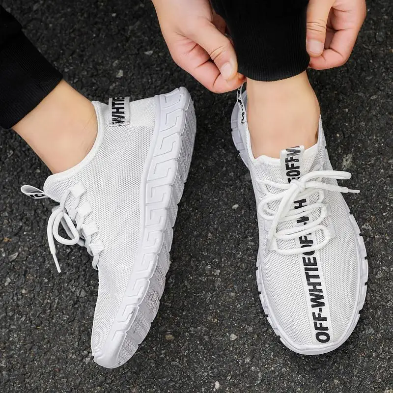 Hot Sell Running Shoes for Men 2021 Summer New Men Sneakers Light Breathable Comfortable Non-slip Men's Sneaker Made In China 
Hot Sell Running Shoes for Men 2021 Summer New Men Sneakers Light Breathable Comfortable Non-slip Men's Sneaker Made In China