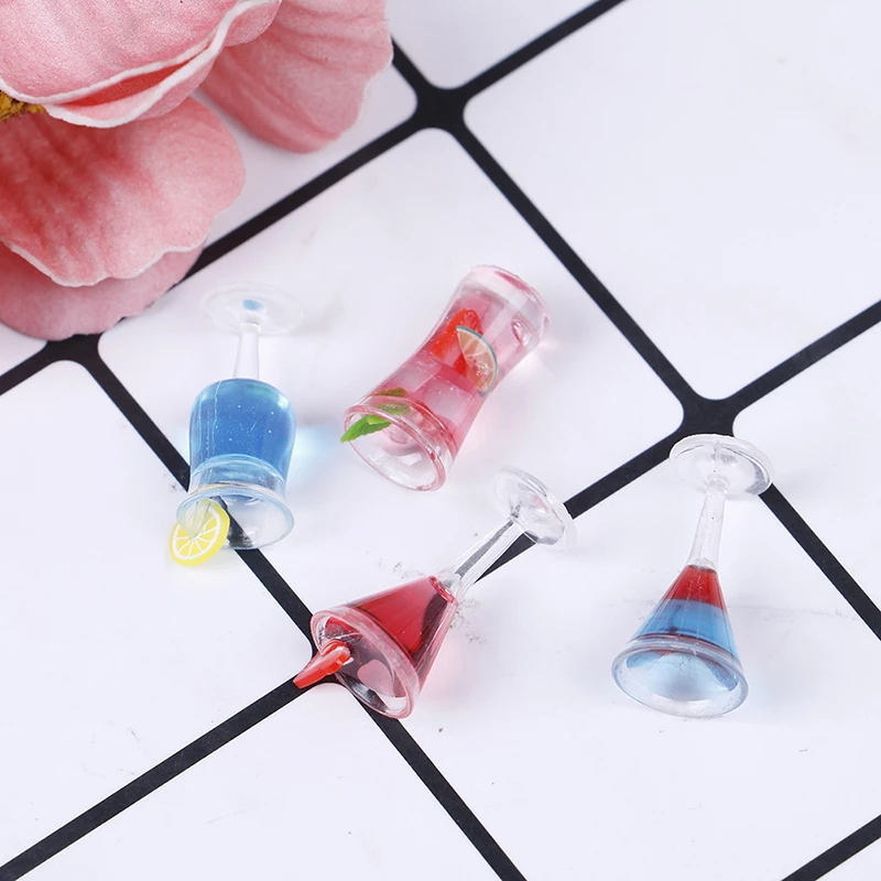 1:12 Doll House Triangle Cocktail Glass Dollhouse Miniature Accessories Colorful Glass Cup Goblet Bar Drinks
1:12 Doll House Triangle Cocktail Glass Dollhouse Miniature Accessories Colorful Glass Cup Goblet Bar Drinks