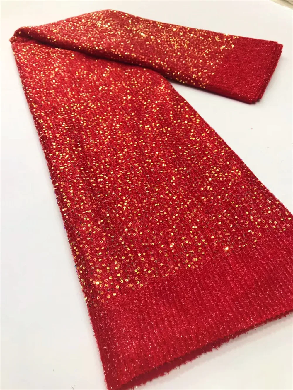 2.5 Yards Luxury Sequence African Lace Fabric 2022 Embroidery Tulle Soft Mesh Material Small Sequins Fabrics for Dresses 3367F4
2.5 Yards Luxury Sequence African Lace Fabric 2022 Embroidery Tulle Soft Mesh Material Small Sequins Fabrics for Dresses 3367F4