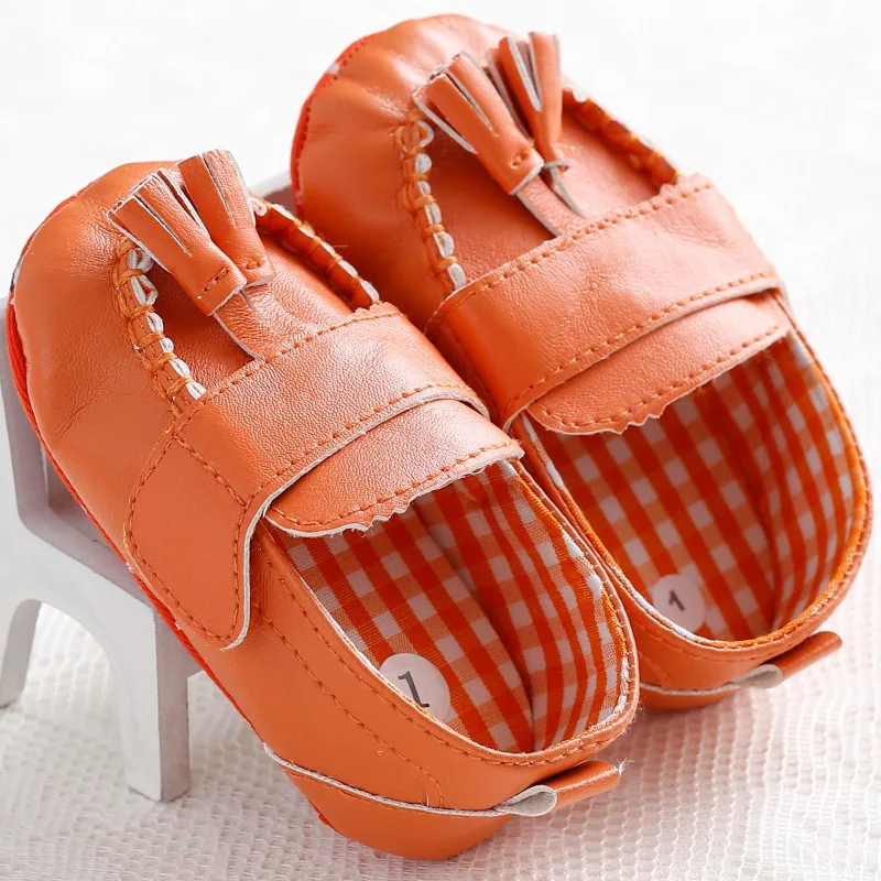 Soft baby shoes PU children baby soft shoes solid color newborn fashion baby toddler shoes 
Soft baby shoes PU children baby soft shoes solid color newborn fashion baby toddler shoes