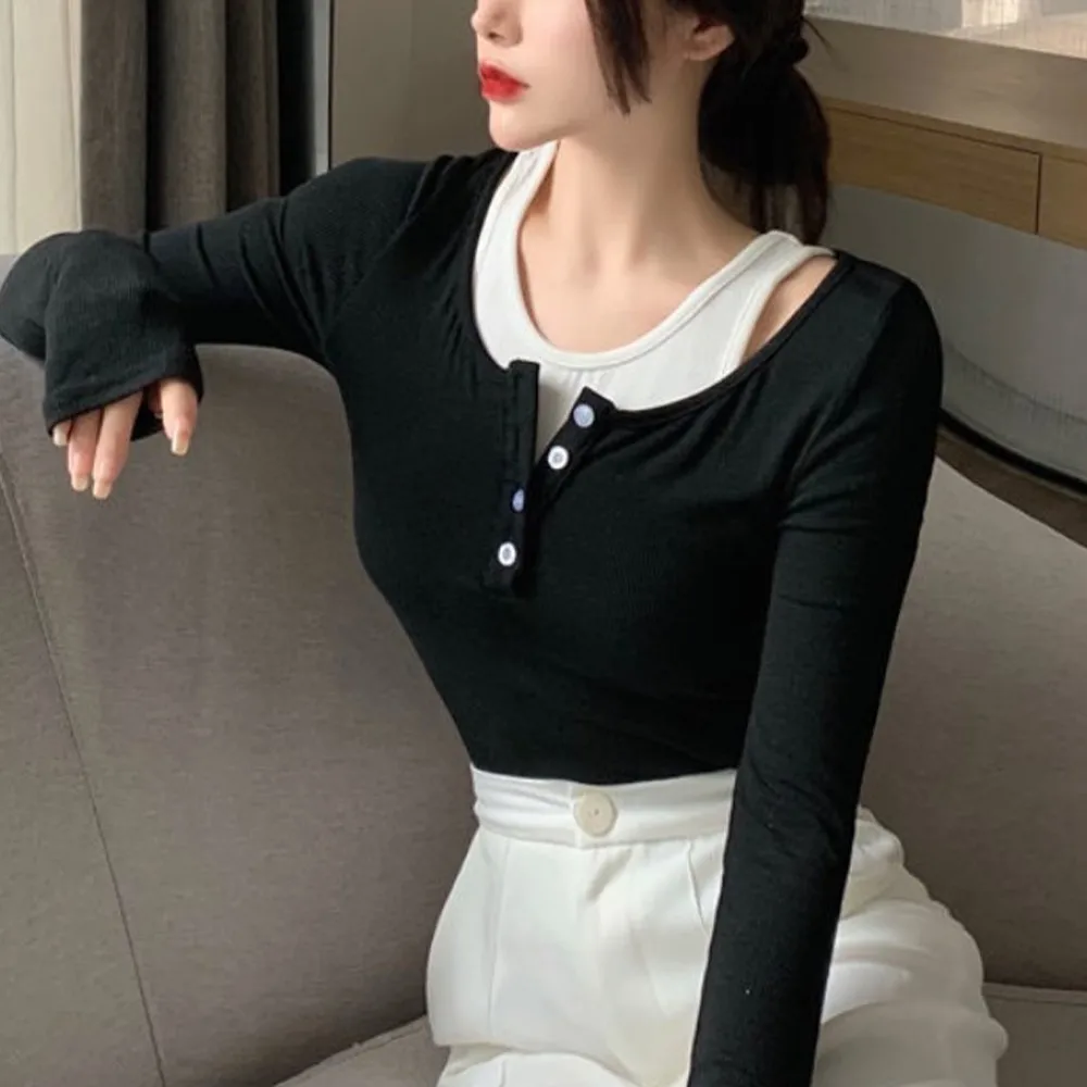New Fake Two-piece Off Shoulder Knit Shirt Women Korean Fashion Streetwear Slim Thin Elegant Long Sleeves Shirt Pullover Top
New Fake Two-piece Off Shoulder Knit Shirt Women Korean Fashion Streetwear Slim Thin Elegant Long Sleeves Shirt Pullover Top