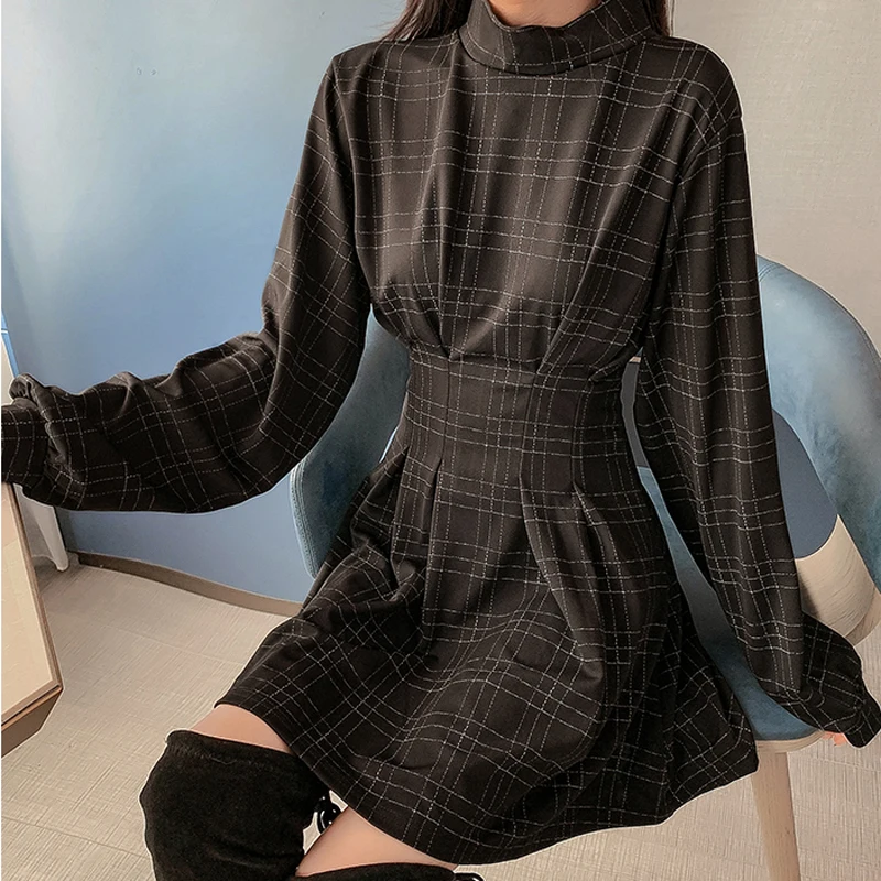 Elegant retro check waist slim dress women's 2020 spring long sleeves slim temperament small black dress
Elegant retro check waist slim dress women's 2020 spring long sleeves slim temperament small black dress