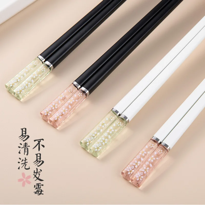 10 pair of high temperature household non-slip amber cherry alloy chopsticks Chinese chopsticks reusable tableware
10 pair of high temperature household non-slip amber cherry alloy chopsticks Chinese chopsticks reusable tableware