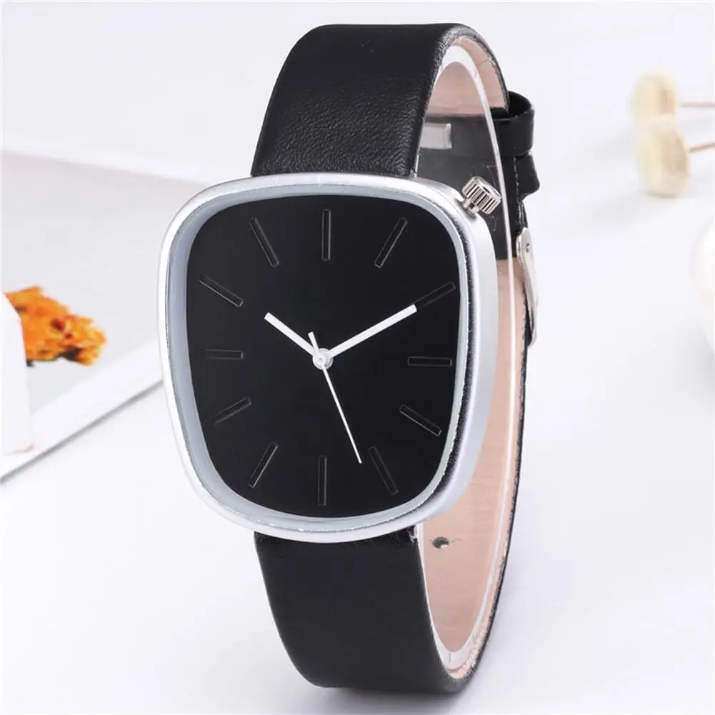 Korean Style Unisex Watch Women Fashion Irregular Dial Faux Leather Strap No Number Analog Quartz Watch Men Casual Clock New
Korean Style Unisex Watch Women Fashion Irregular Dial Faux Leather Strap No Number Analog Quartz Watch Men Casual Clock New