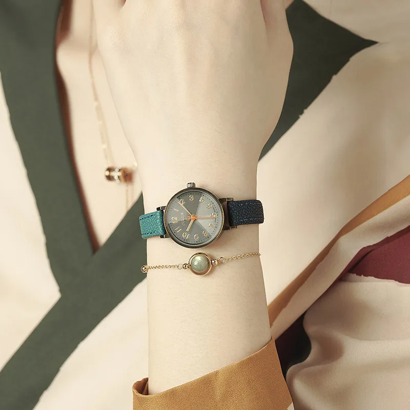 Julius Women's Leather Lady Watch Japan Quartz Girl Alloy Buckle 3bar Fashion Casual Hardlex Round Quartz Wristwatches 855
Julius Women's Leather Lady Watch Japan Quartz Girl Alloy Buckle 3bar Fashion Casual Hardlex Round Quartz Wristwatches 855