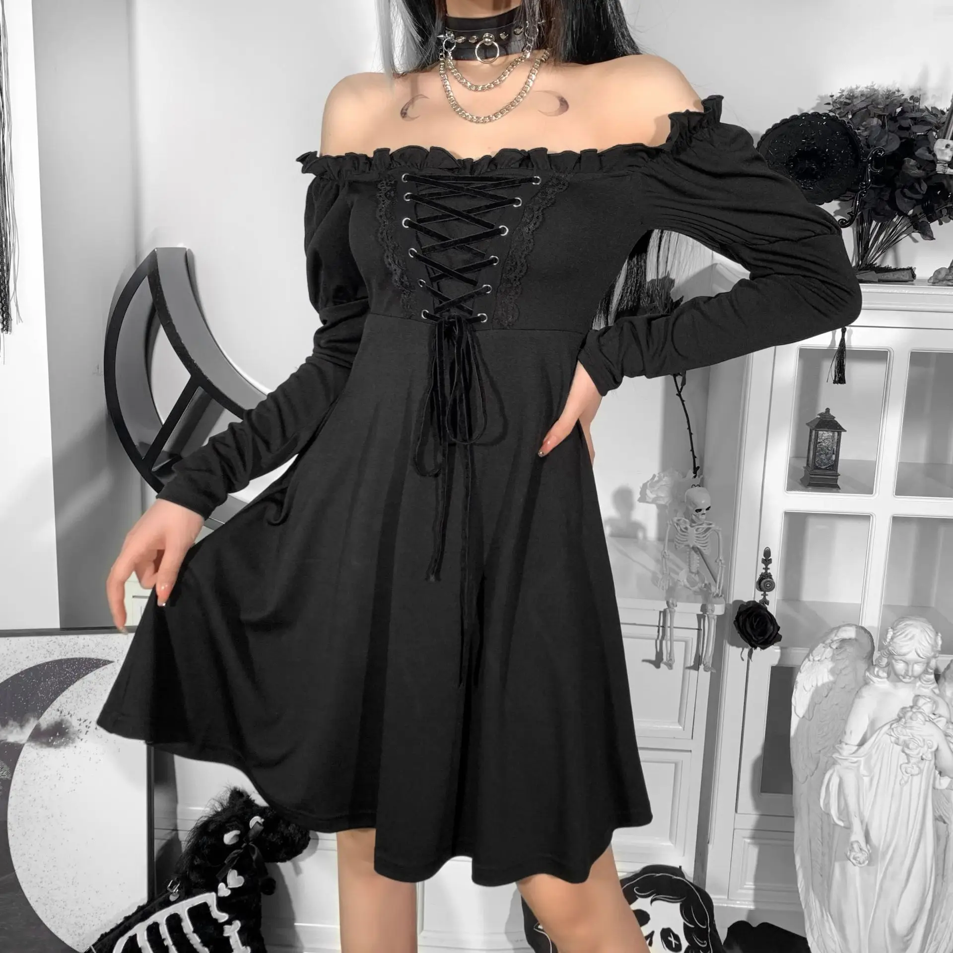 Gothic Sexy Bandage Long Sleeve Dress Aesthetic Women Hight Waist Off Shoulder Black Mini Dresses Streetwear
Gothic Sexy Bandage Long Sleeve Dress Aesthetic Women Hight Waist Off Shoulder Black Mini Dresses Streetwear