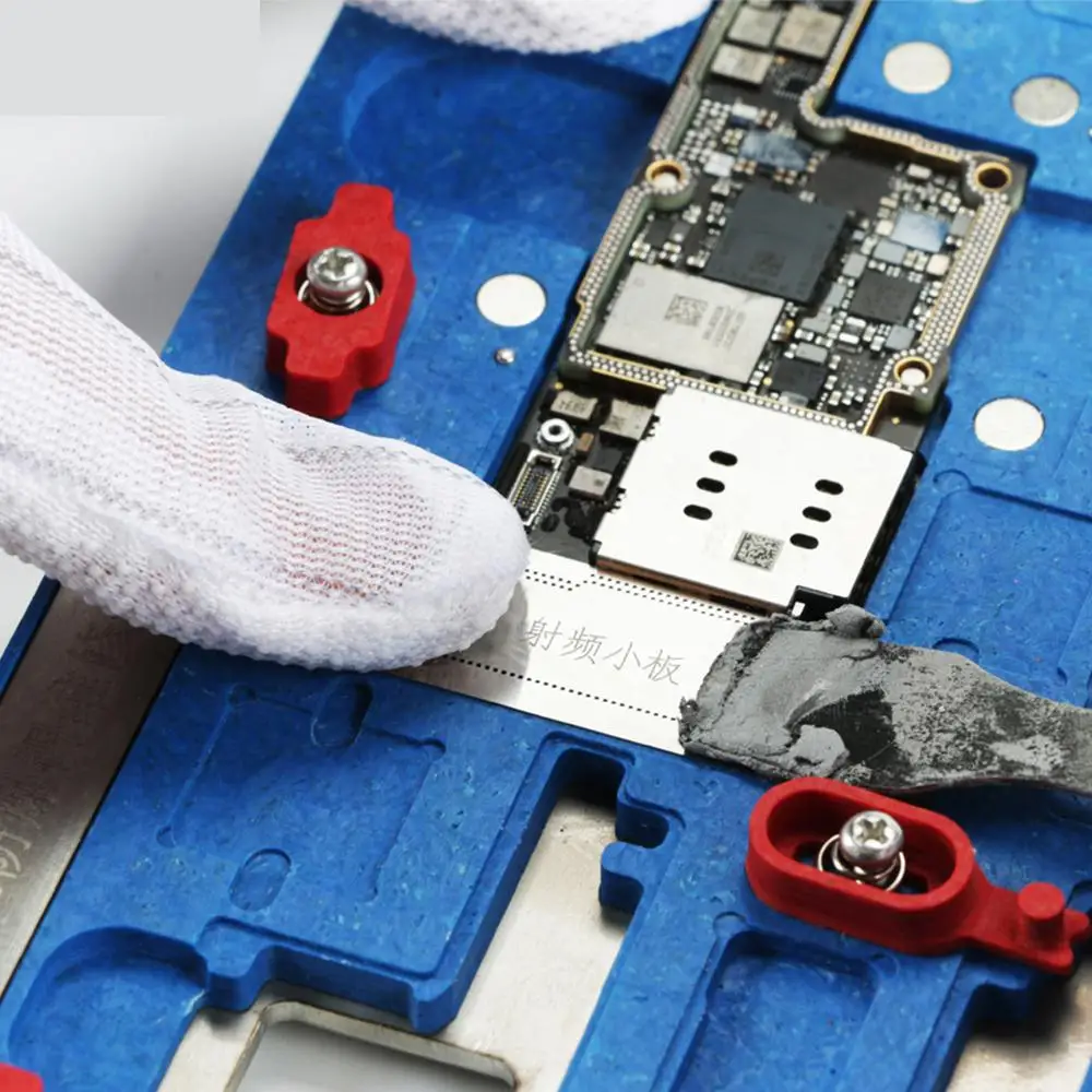3IN1 Multifunctional motherboard Repair fixture for iPhone X/XS/XS MAX multi-purpose Prevent Explosive Tin Repair Fixtures clamp
3IN1 Multifunctional motherboard Repair fixture for iPhone X/XS/XS MAX multi-purpose Prevent Explosive Tin Repair Fixtures clamp