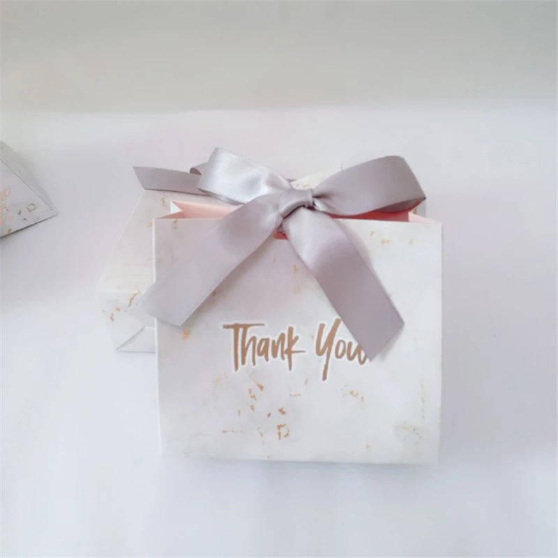 SKTN New Creative Mini Grey Marble Gift Bag Box for Party Baby Shower Paper Chocolate Boxes Package/Wedding Favours candy Boxes
SKTN New Creative Mini Grey Marble Gift Bag Box for Party Baby Shower Paper Chocolate Boxes Package/Wedding Favours candy Boxes