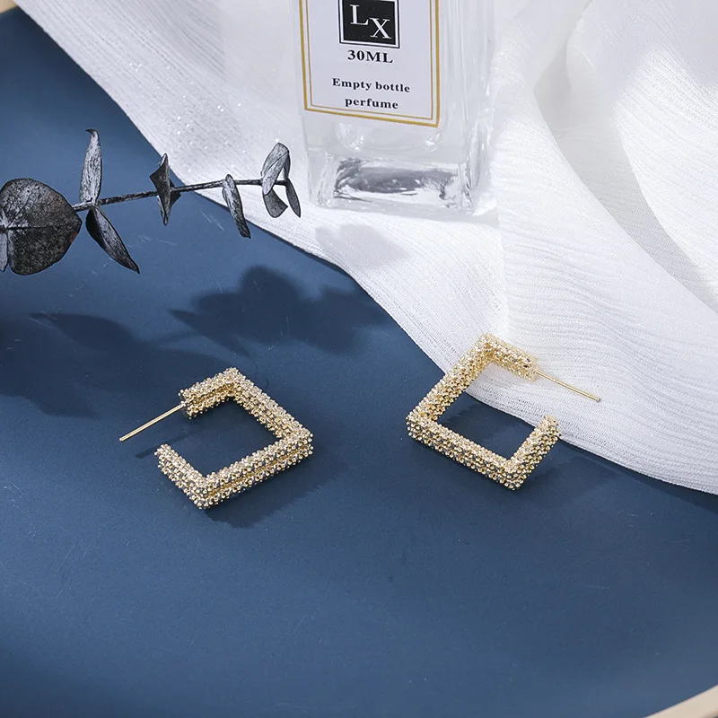 Spring New Fashion Ear Ring Starry Exaggerated Square Earrings Women's Small Jewelry Ladies 2021 Earrings Trendy Earrings
Spring New Fashion Ear Ring Starry Exaggerated Square Earrings Women's Small Jewelry Ladies 2021 Earrings Trendy Earrings
