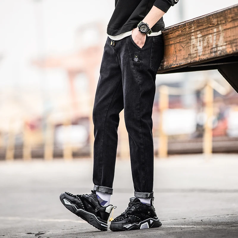 New Korean Student Popular Jeans Men'S Trend Loose Stretch Straight 9-Point Pants Casual Young Leg Long Trousers Boy
New Korean Student Popular Jeans Men'S Trend Loose Stretch Straight 9-Point Pants Casual Young Leg Long Trousers Boy
